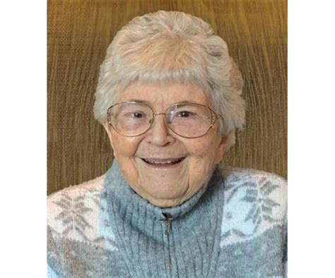 sandra peavey hingham obituary.